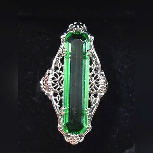 Vintage Art Deco Style Silver Green CZ Ring